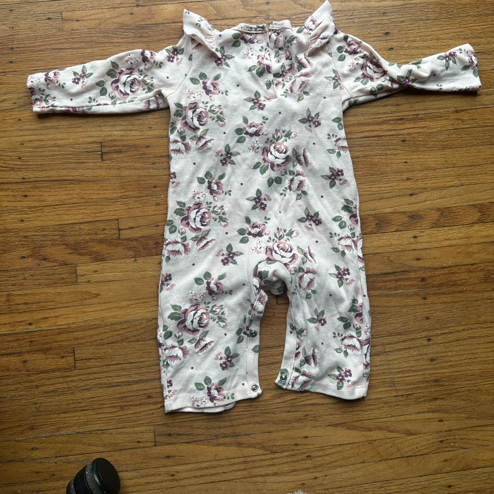 Kyle and Deena baby onesie 3-6 months pink floral